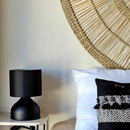 Apartment Funky Boho Kallithea Loft Athen